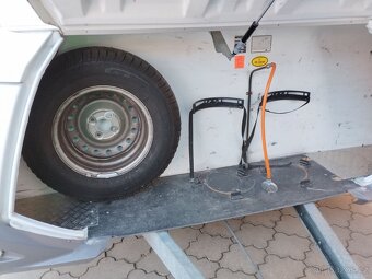 KNAUS SPORT 450FU č.701 + mover. Fr. postel. Bojler.100km/h - 19