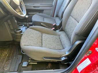 MITSUBISHI COLT 1.1 55 kW BENZÍN NAJETO JEN 92 TIS KM - 19
