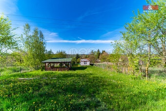 Prodej komerčního pozemku, 587 m², Lipová - 19