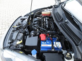 Ford Fiesta Titanium 1.25i 60Kw-r.v.8/2014 - 19