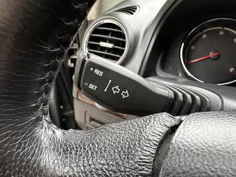 Opel Antara 2.0 CDTI 4x4 SUV Kůže Xenony Tažné Automat - 19