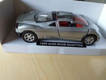 Modely 1:43 - 19