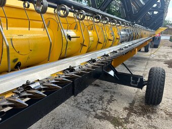 New Holland CX 8.80, rok 2021, motor 401 HP - 19