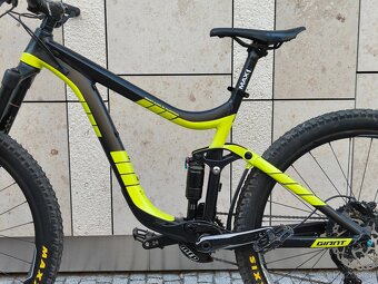 Celoodpružené kolo Giant Reign 2 27,5 vel. M roku 2017 - 19