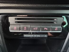 Volkswagen Sharan 2.0 TDi 110kw DSG 2019 ZÁRUKA - 19