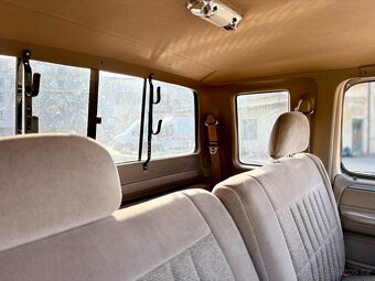 1992 Ford F250 XLT | 4x4 | MANUÁL | 5.8 V8 | DPH - 19