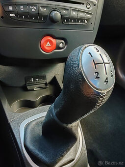 Renault Clio III     1.2-55kW  benzín    85000km   TOP AUTO - 19