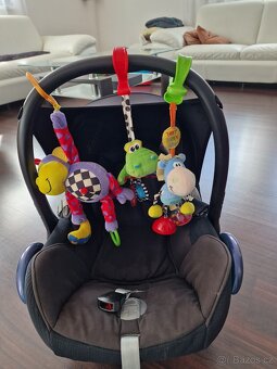 Maxi-cosi autosedačka + izofix základna + dárky - 19