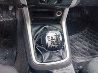 Isuzu D-max Double 2,5 D 120 KW 4WD - 19
