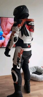 Honda cbr 600f - 19