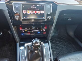 VW PASSAT B8 2,0 TDi, R-LINE, naj. 127.000 km, koup. v ČR, - 19