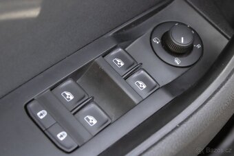 Škoda Superb 2.0 TDI SCR Live DSG - 19