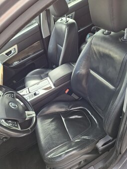 Jaguar XF 3.0 benzín 340 koní 4x4 - 19