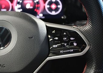 Volkswagen Golf GTI Clubsport DSG 221kW benzín automat - 19