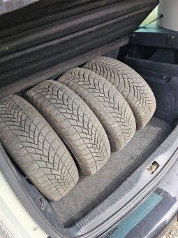 Skoda roomster 1.4 i 63kw - 19