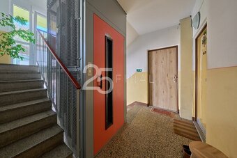 Prodej bytu o dispozici 3+1 s lodžií po kompletní rekonstruk - 19
