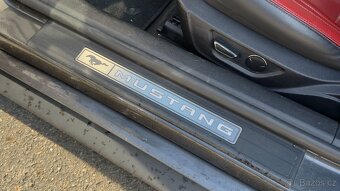 FORD MUSTANG 5.0 GT - 19