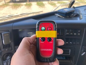 Volvo FMX 420 6x6 - Ramenový nosič kontajnerov - 19