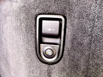 BMW 530i xDrive Luxury Laser, odpočet DPH - 19