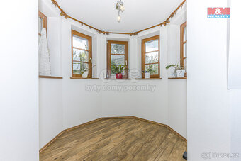 Prodej rodinného domu, 295 m², Praha, ul. Dobrošovská - 19