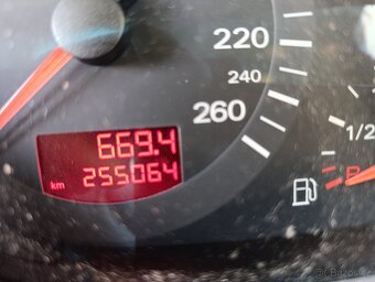 Audi A6 C6 2,4 V6 130Kw, manuál, quattro, 2. majitel - 19