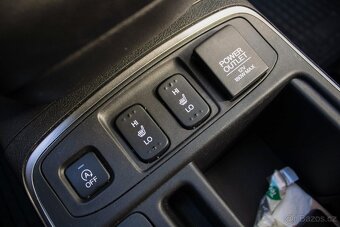 Honda CR-V 1.6 i-DTEC Lifestyle 4WD A/T 1.Majiteľ so ZÁRUKOU - 19