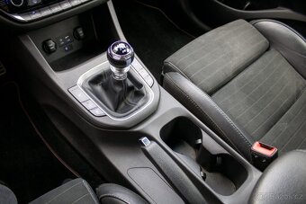 Hyundai i30 N 2.0 T-GDI - 19