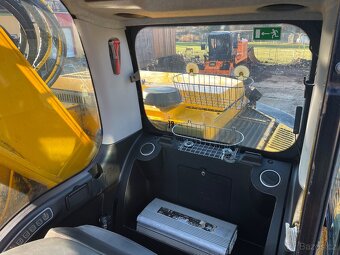 pásový bagr JCB 235 - 19