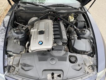 BMW Z4 2.5 SI E85 - 19