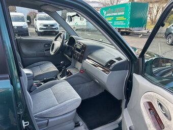 Suzuki Grand Vitara 2.7 V6 XL7 Comfort+benzín 127kw - 19