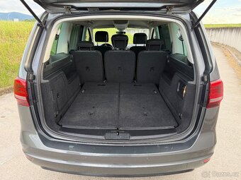 Volkswagen Sharan 2.0 TDI 4MOTION - 19