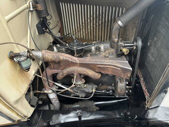 Ford Model A Sport Coupe - 19