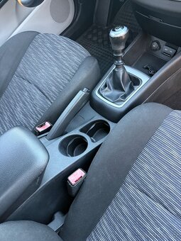 Kia CEE’ D Kombi rok 2008, 253 567km - 19