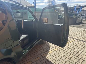 Suzuki Jimny 1.3i 63kW 4x4 - 19
