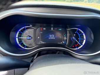 Chrysler Pacifica 3,6 Hybrid Čočka TOP 2023 AKCE - 19