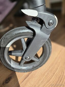 Bugaboo Fox 2 a mnoho doplňků zdarma - 19