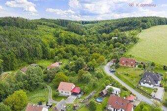 Prodej souboru pozemků (stavební část 4.407m2, ostatní 6.724 - 19