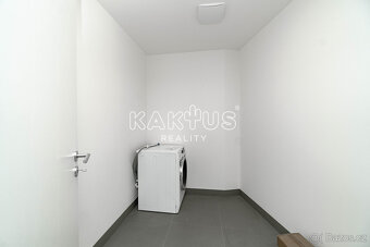 Pronájem bytu 4+KK (114m²) s předzahrádkou v novostavbě na u - 19