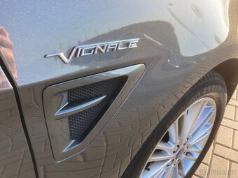 Ford S-Max 2,0 TDCI 140kw Vignale/automat/7mist - 19