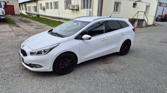 Kia Motors Ceed SW JD 1,6 CRDi / 94 kW FIFA 2015 - 19