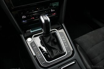 Volkswagen Passat Variant GTE 1.4 TSI DSG / AJ NA SPLÁTKY / - 19