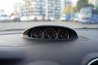 Ford Focus 2.5 ST - 19