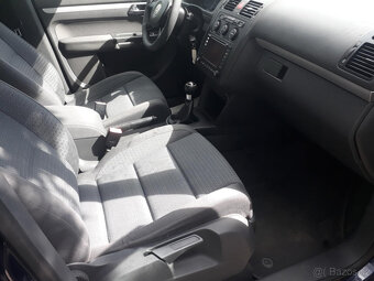 Volkswagen Touran 7 místný,2.0.16V - 19