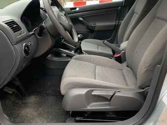 VW Golf V 1,4 55kw | Dovoz DE | Nová STK | Rozvody | navi | - 19