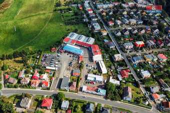 Prodej výrobního objektu, 2800 m², Planá, ul. Zámecká - 19