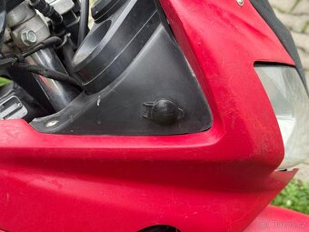 Honda CBR 125r 2006 - 19