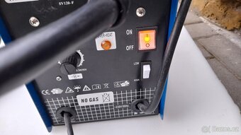 NOVÁ Svářecí stroj na plněný drát Flux SV120-F - 19