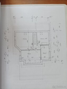 Prodám rodinný dům 168m2 pozemek 2972m2 - 19