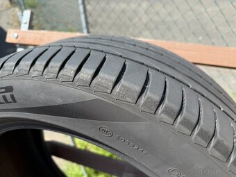 Zánovní letní pneu 235/45/18 Pirelli Cinturato P7 VOL - 19