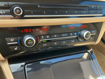 BMW 520D 140 KW HAD-UP KŮŽE KAMERA 360 - 19